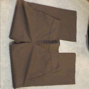 Brown pull on dress pants. 16P